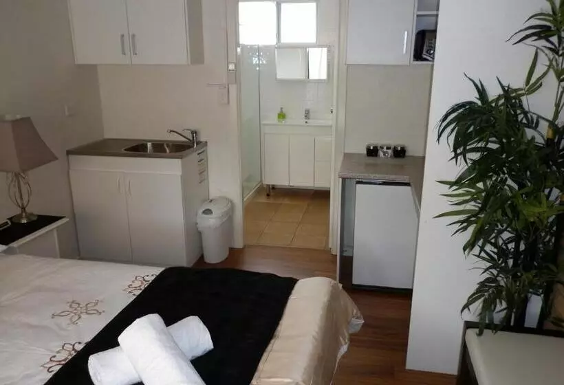 Oceana Holiday Units