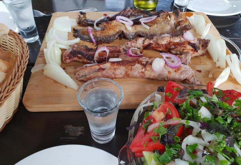 پانسیون Guest House Kusika