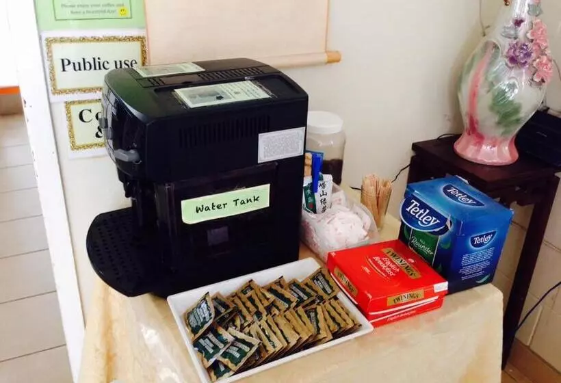 ペンション Pure Land Guest House