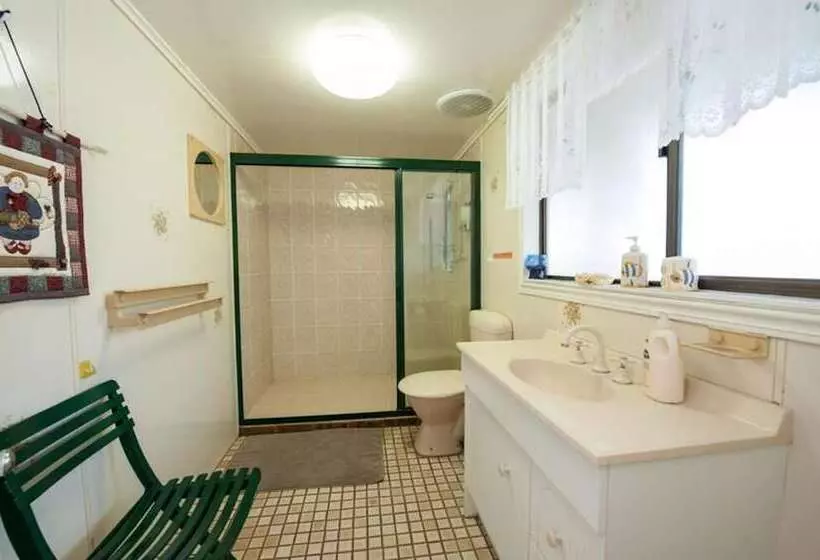 ペンション Pure Land Guest House