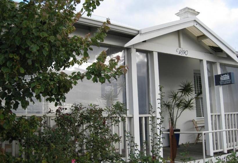 پانسیون Three Chimneys Bed And Breakfast Boutique Guest House