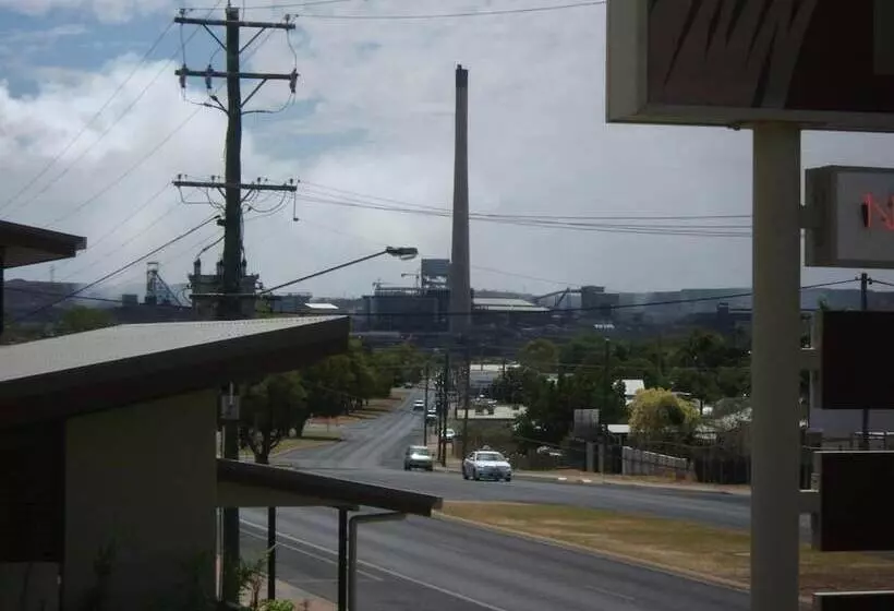 Spinifex Motel And Serviced Apartments