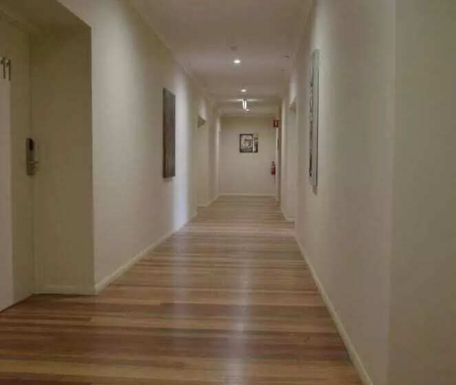 The Australian Hotel Motel