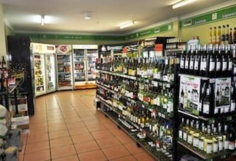 The Australian Hotel Motel