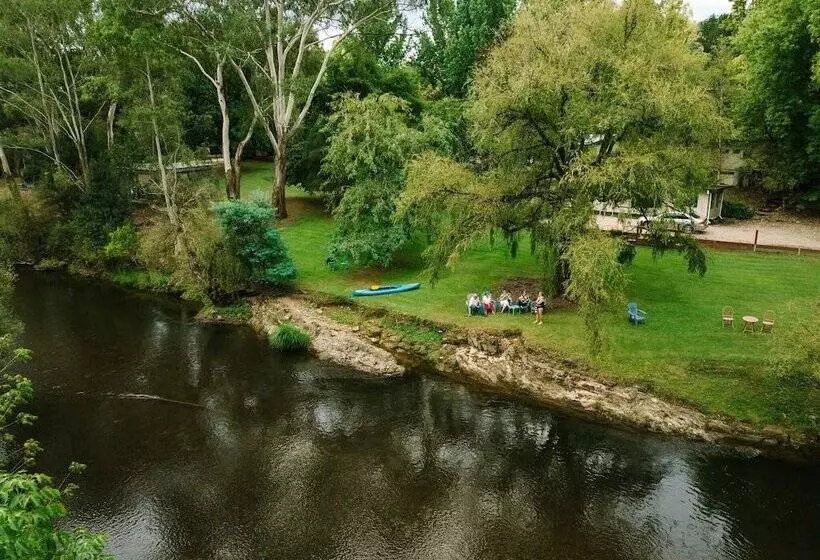 Alpine Riverside Cottages
