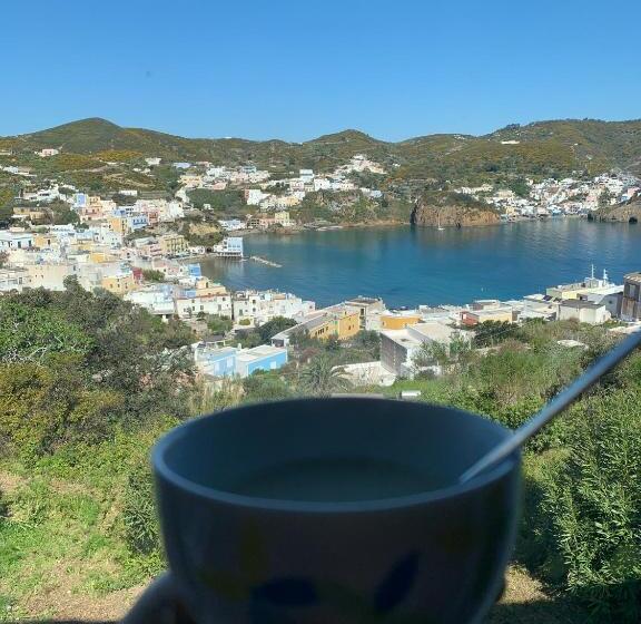 تختخواب و صبحانه Villa Pina