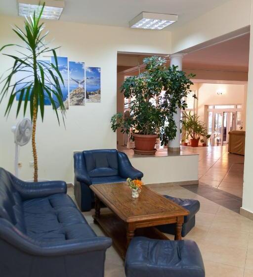 בית מלון כפרי Adis Holiday Inn