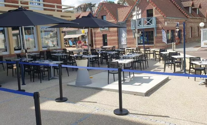 Hotelli L'huitrière