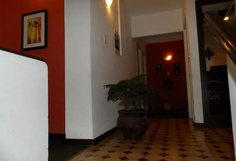 هتل Minas