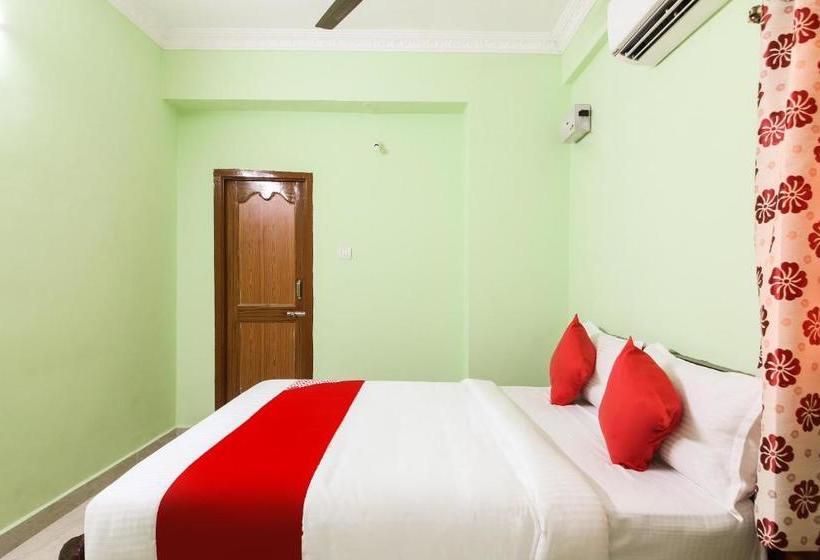 هتل Capital O 67796 Sree Guru Lakshmi Residency