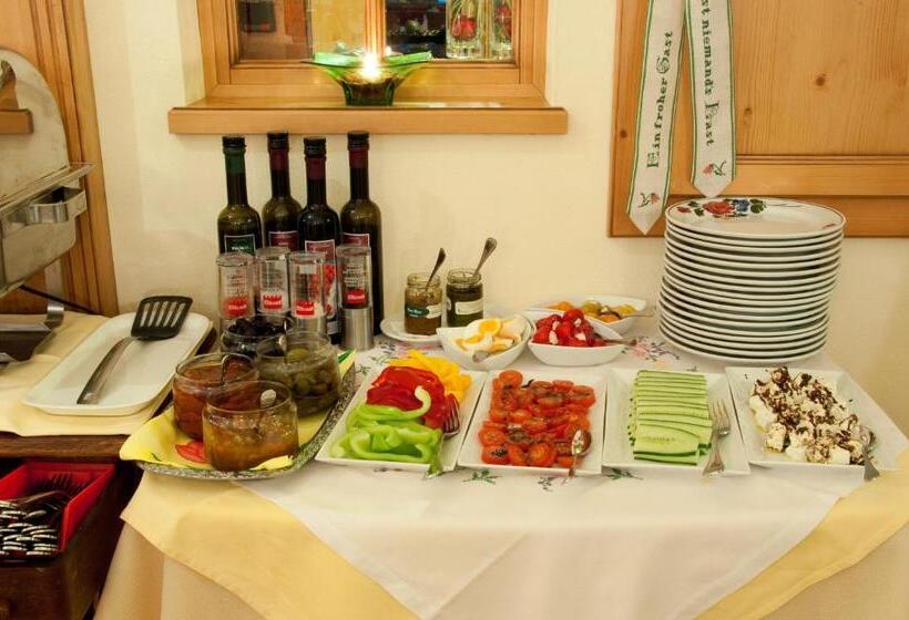 ホテル Pension Wagnermigl