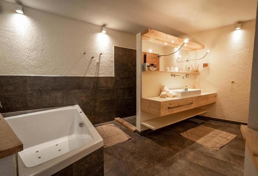 Отель Waltershof