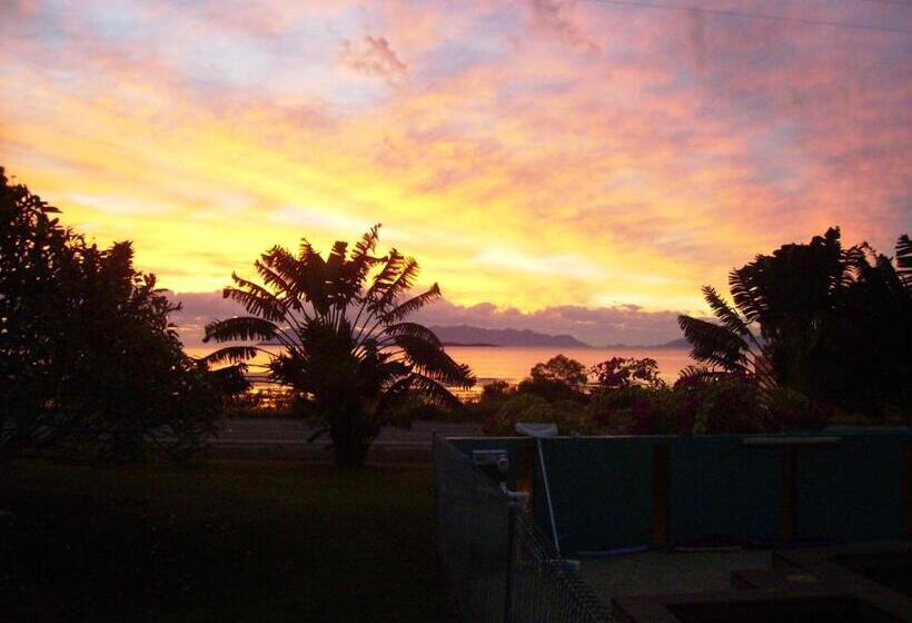 Ocean View Motel Bowen