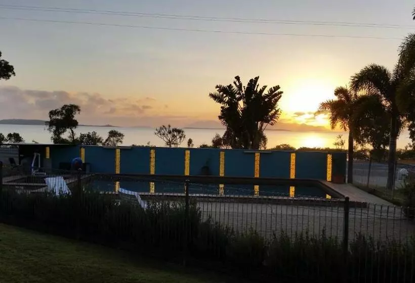 Ocean View Motel Bowen