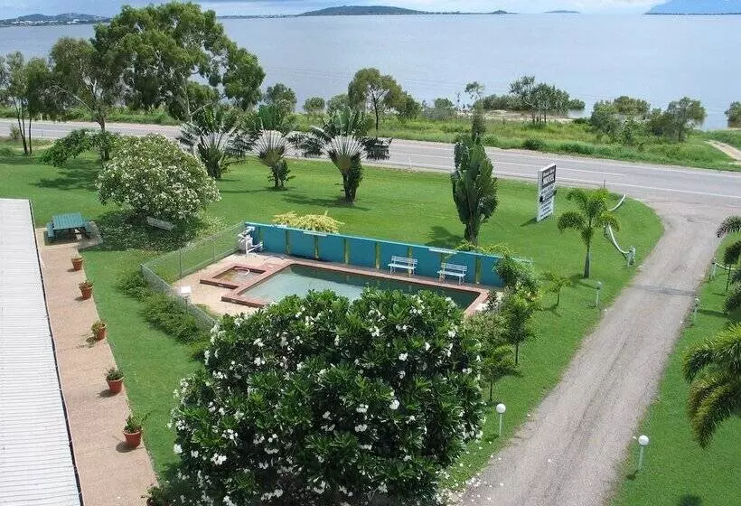 Ocean View Motel Bowen