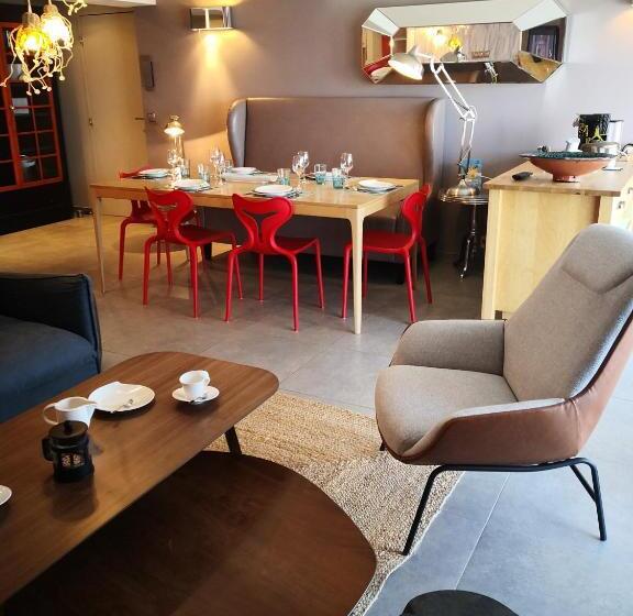 펜션 Le Clos Du Lac   Location De Chambres