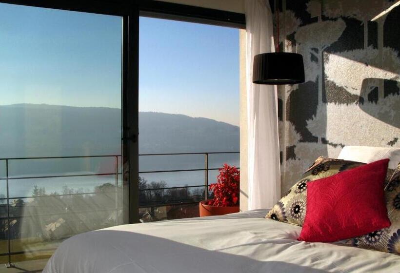 펜션 Le Clos Du Lac   Location De Chambres