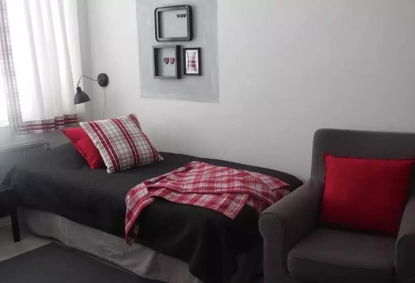 ペンション Tapulitalo Guesthouse