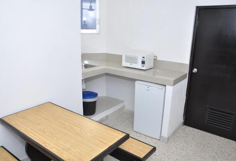 Ostello Posada Del Parque