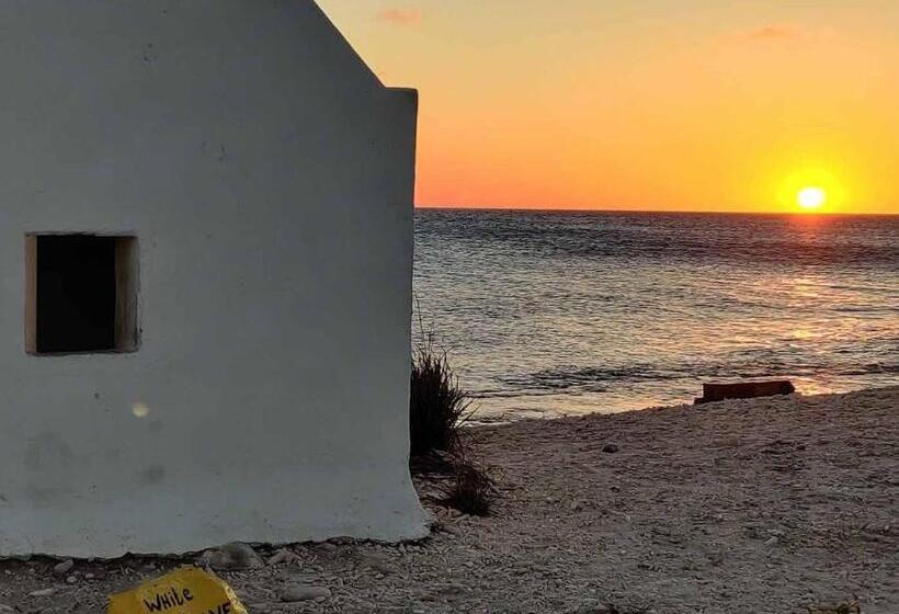 تختخواب و صبحانه Casa Mantana Bonaire