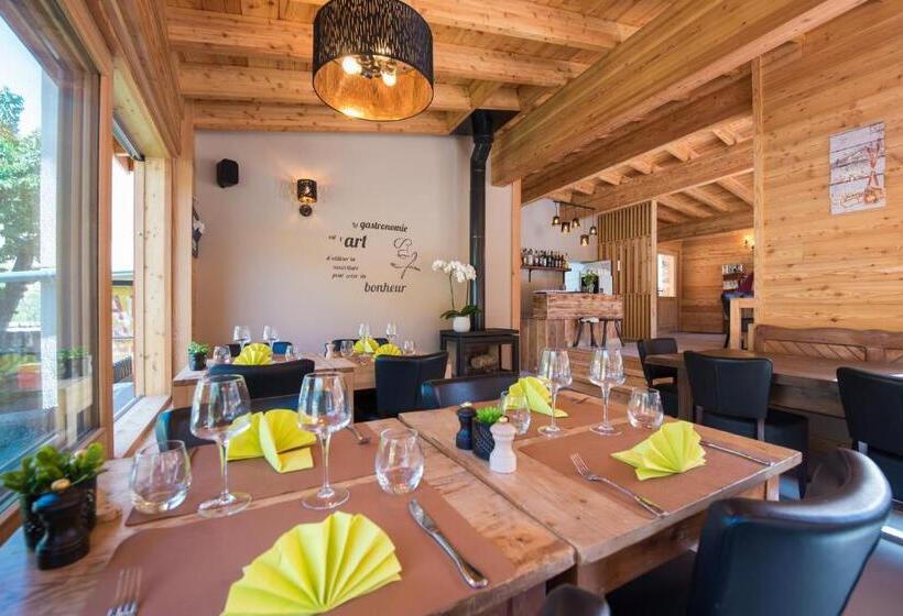 هتل Auberge Du Bachelard