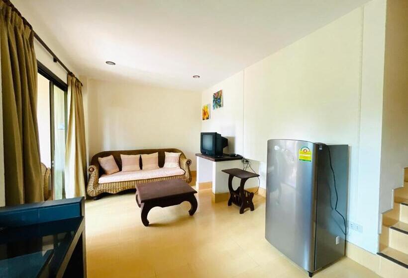 בית מלון כפרי Meewaya