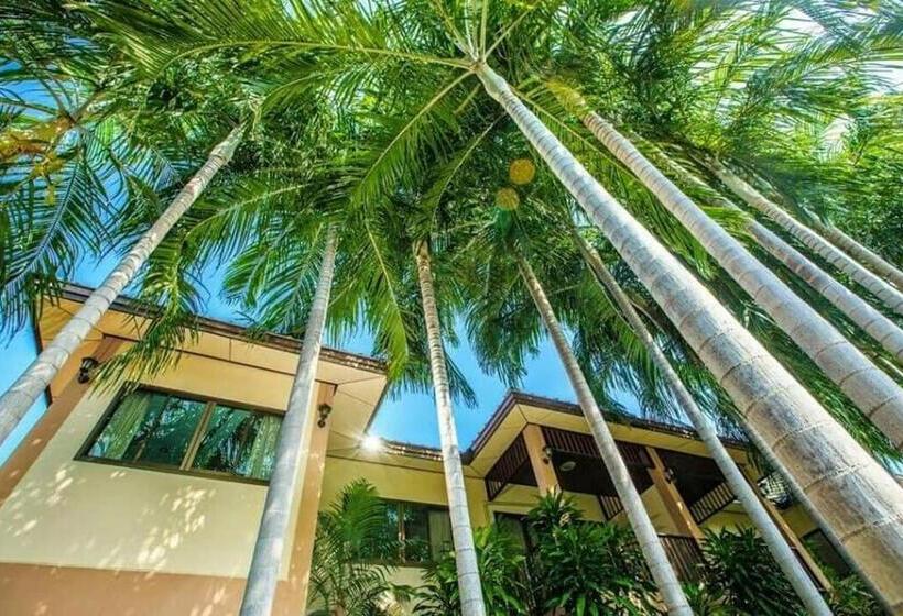 בית מלון כפרי Meewaya