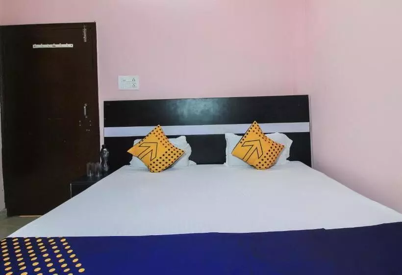 ホテル Spot On Yuvraj Guest House