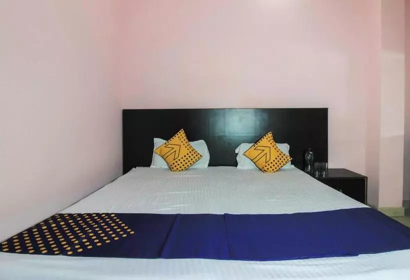 ホテル Spot On Yuvraj Guest House