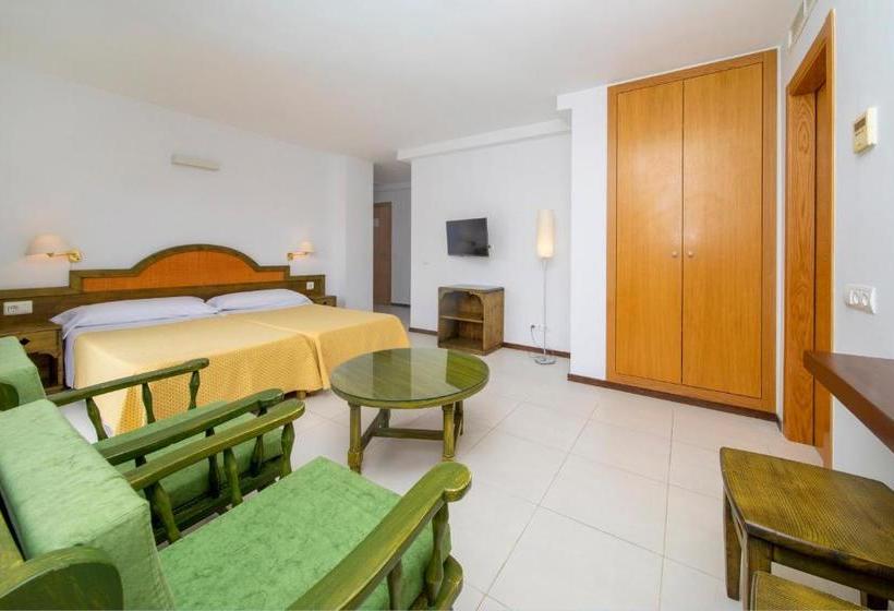 Apartamentos Bon Lloc