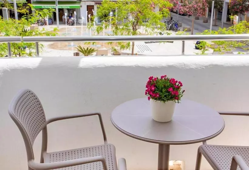 Apartamentos Bon Lloc