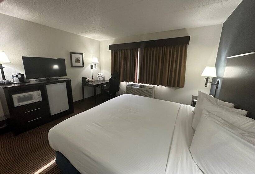 호텔 Americinn By Wyndham Menominee