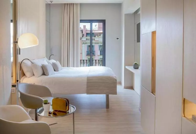 Hotel Cram