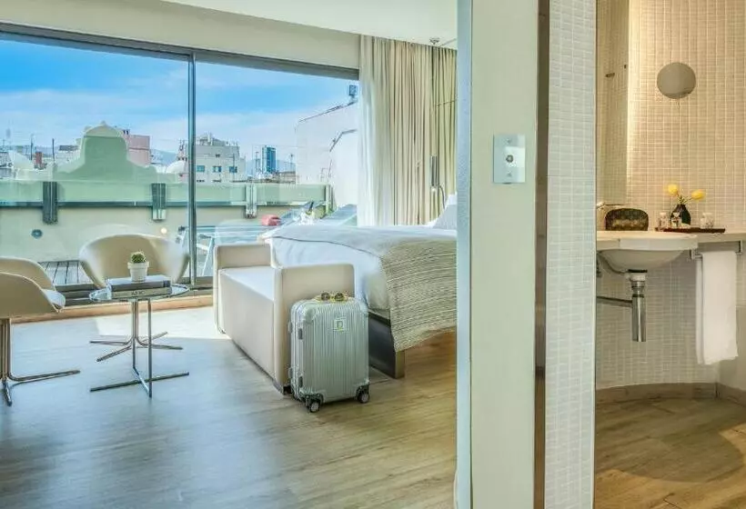 Hotel Cram