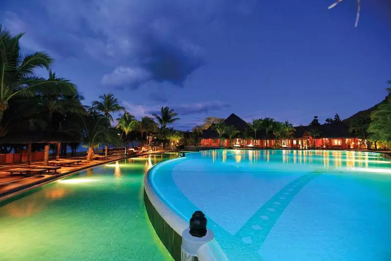 هتل Dinarobin Beachcomber Golf Resort & Spa