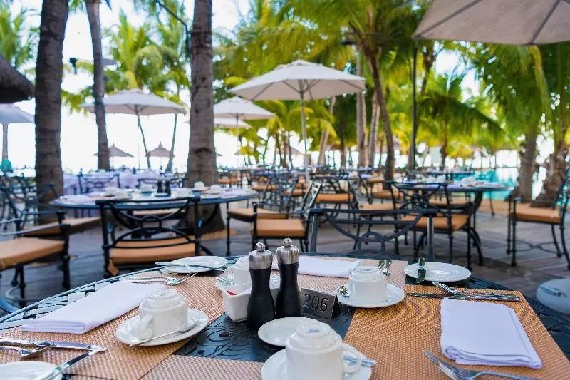 هتل Dinarobin Beachcomber Golf Resort & Spa