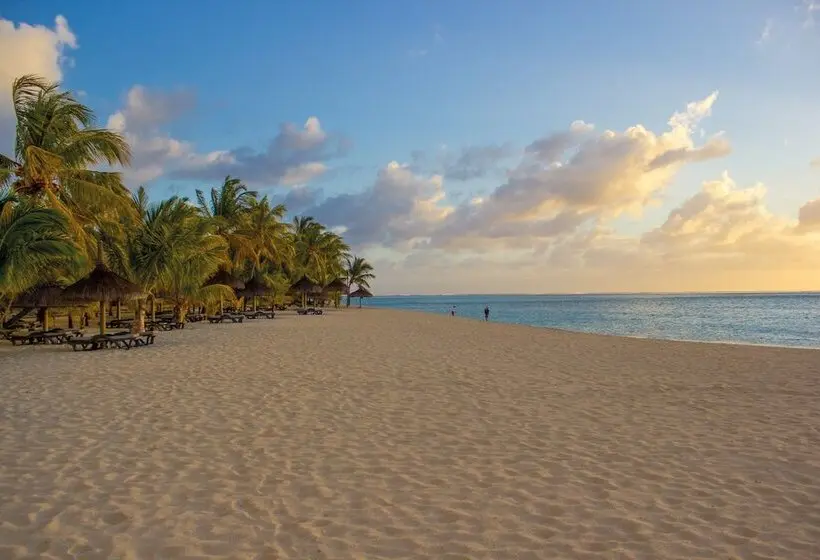 هتل Dinarobin Beachcomber Golf Resort & Spa