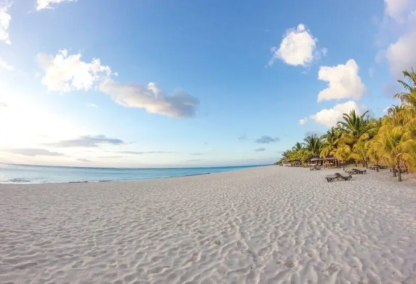 هتل Dinarobin Beachcomber Golf Resort & Spa