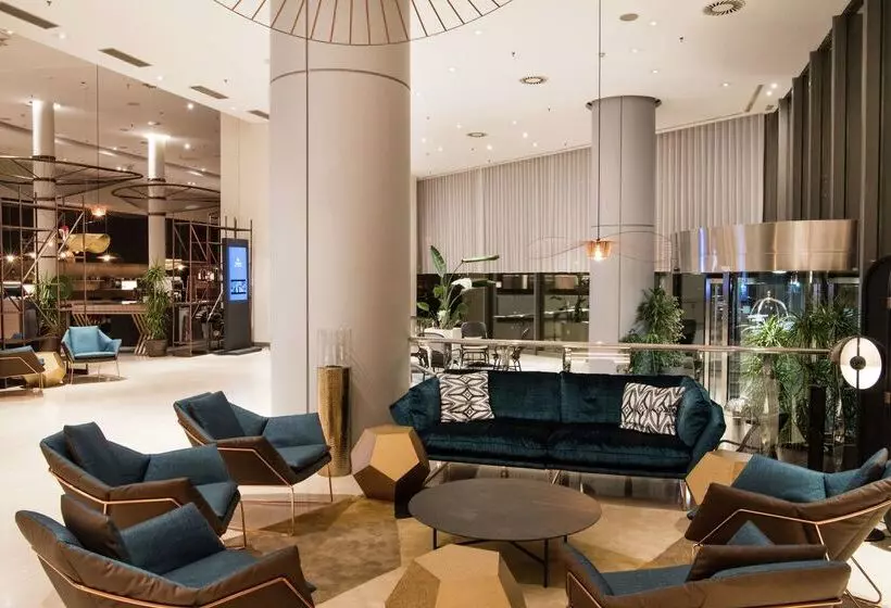 Отель Hilton Diagonal Mar Barcelona