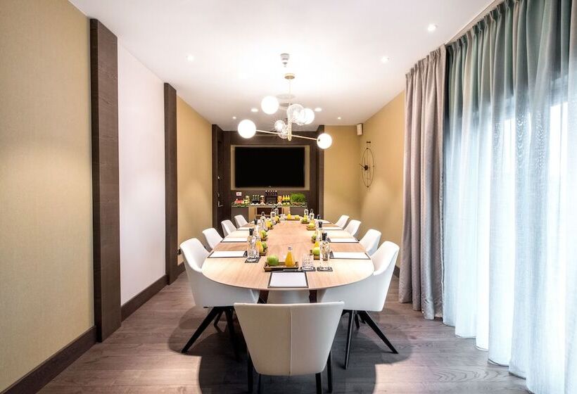 هتل Hilton Diagonal Mar Barcelona