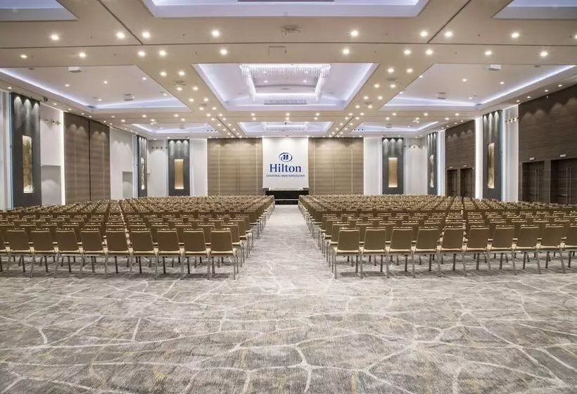 Отель Hilton Diagonal Mar Barcelona