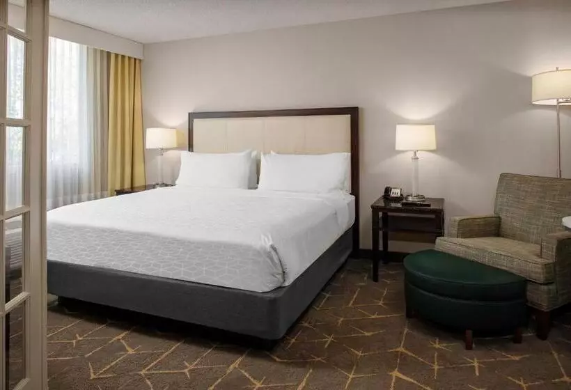 Holiday Inn Hotel & Suites Boston   Peabody By Ihg