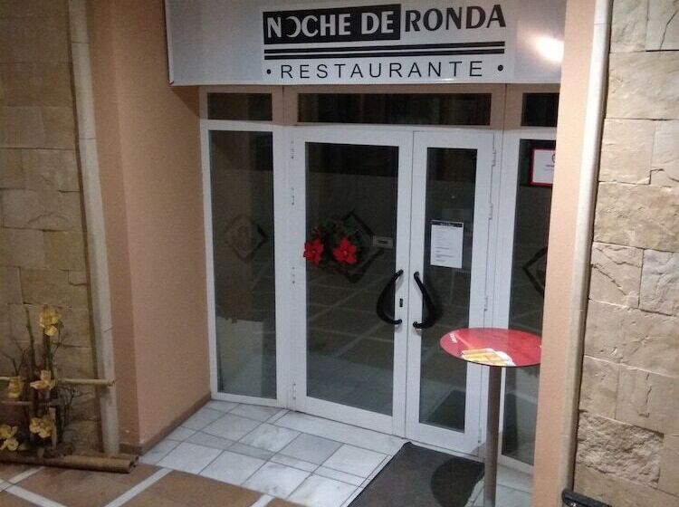 酒店 Noche De Ronda
