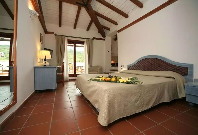 Отель Palumbalza Porto Rotondo