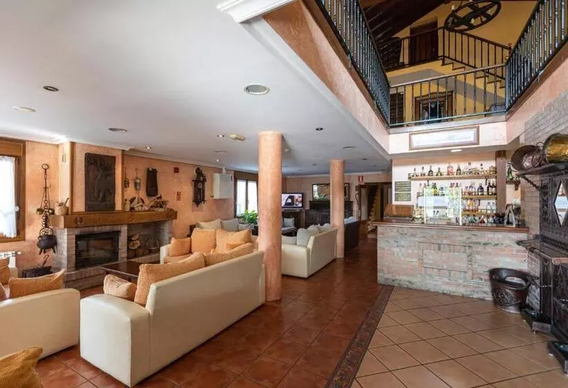 Отель & Spa Villa De Mestas