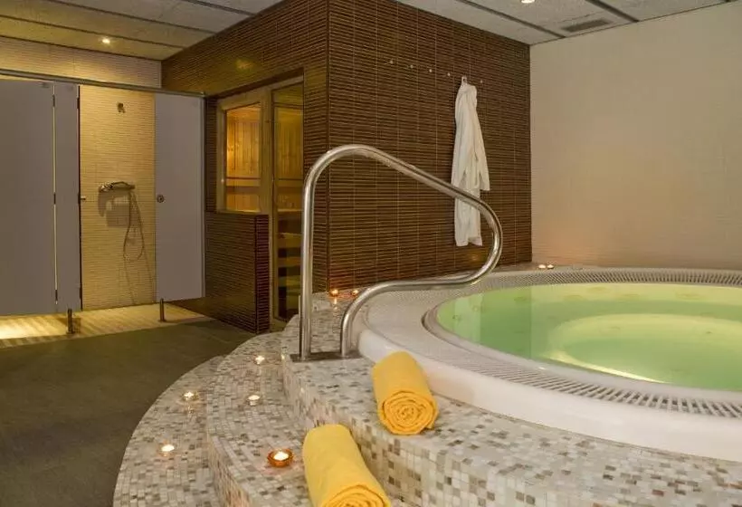 Magnolia Hotel   Adults Only