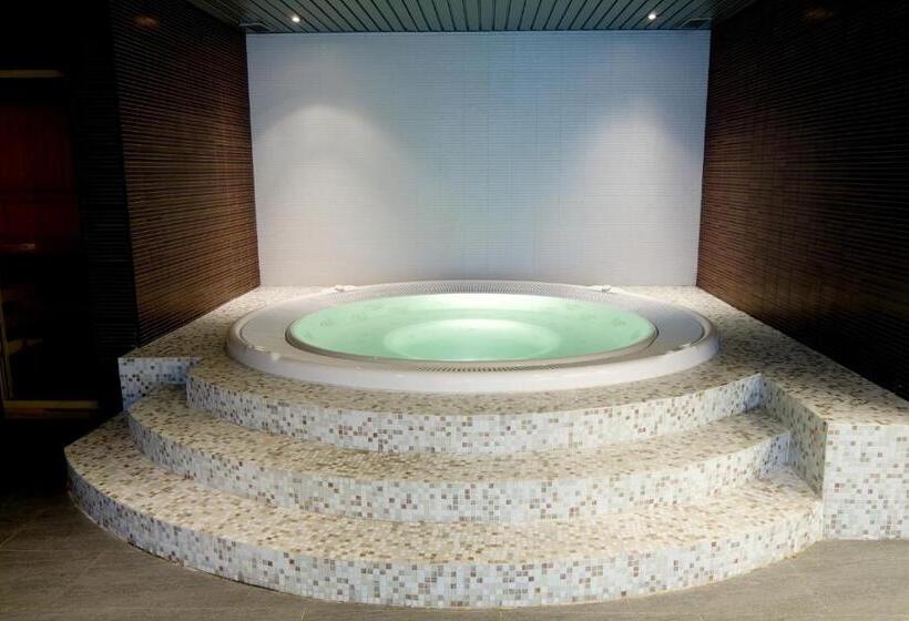 Magnolia Hotel Adults Only