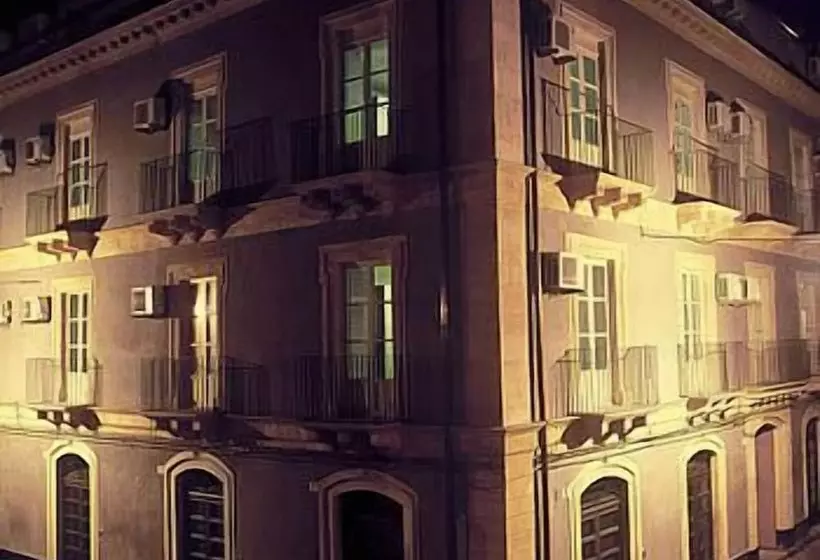 Residenssi Politi Apart