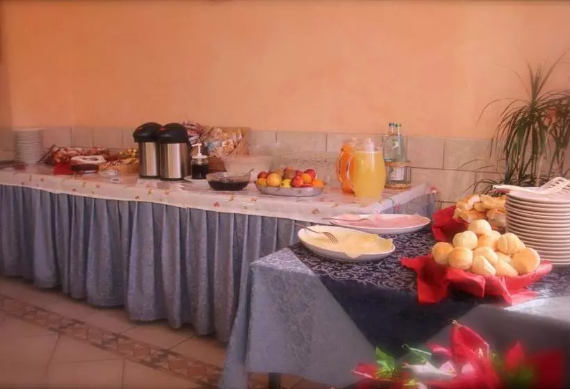 ホテル Albergo La Mimosa
