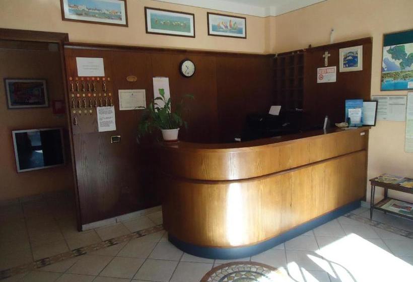 فندق Albergo La Mimosa